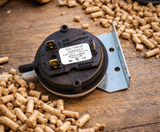 Pelletikamina andurid